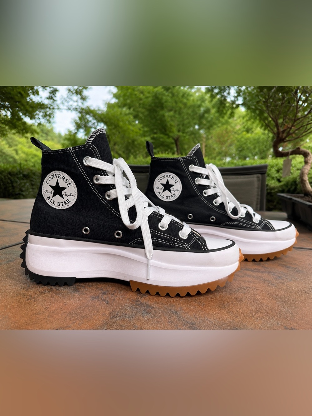 Converse Run Star Hike Chunky Platform High Top W 6.5 M 5 Sneakers Black White